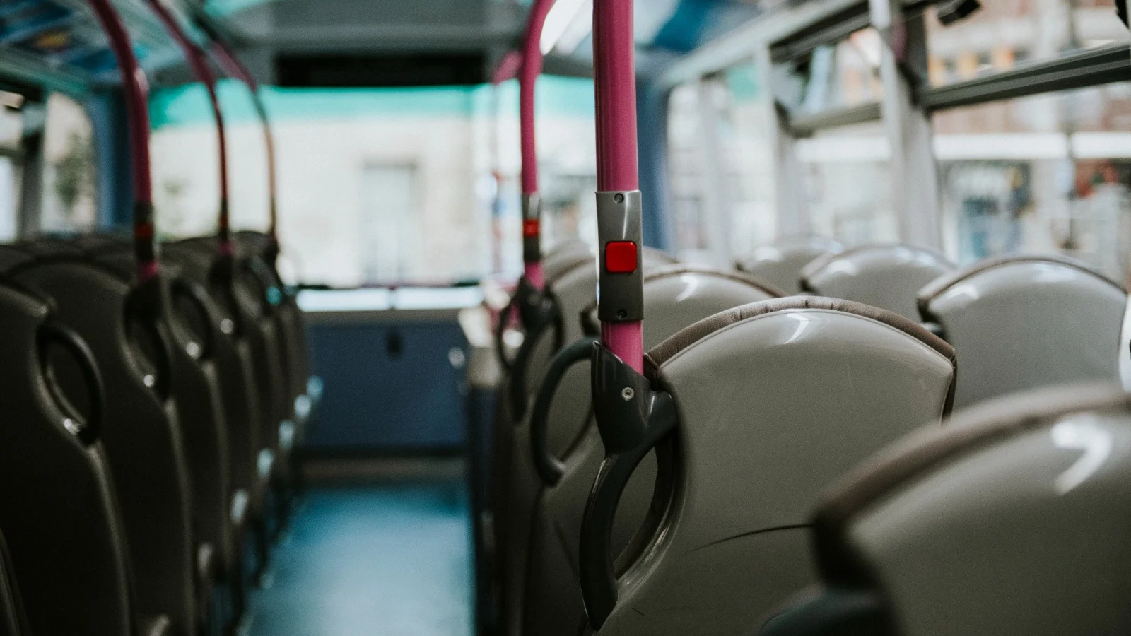 Linha de ônibus A-91 que atende a Ilha Leocádia é suspensa temporariamente para manutenção emergencial em Macaé