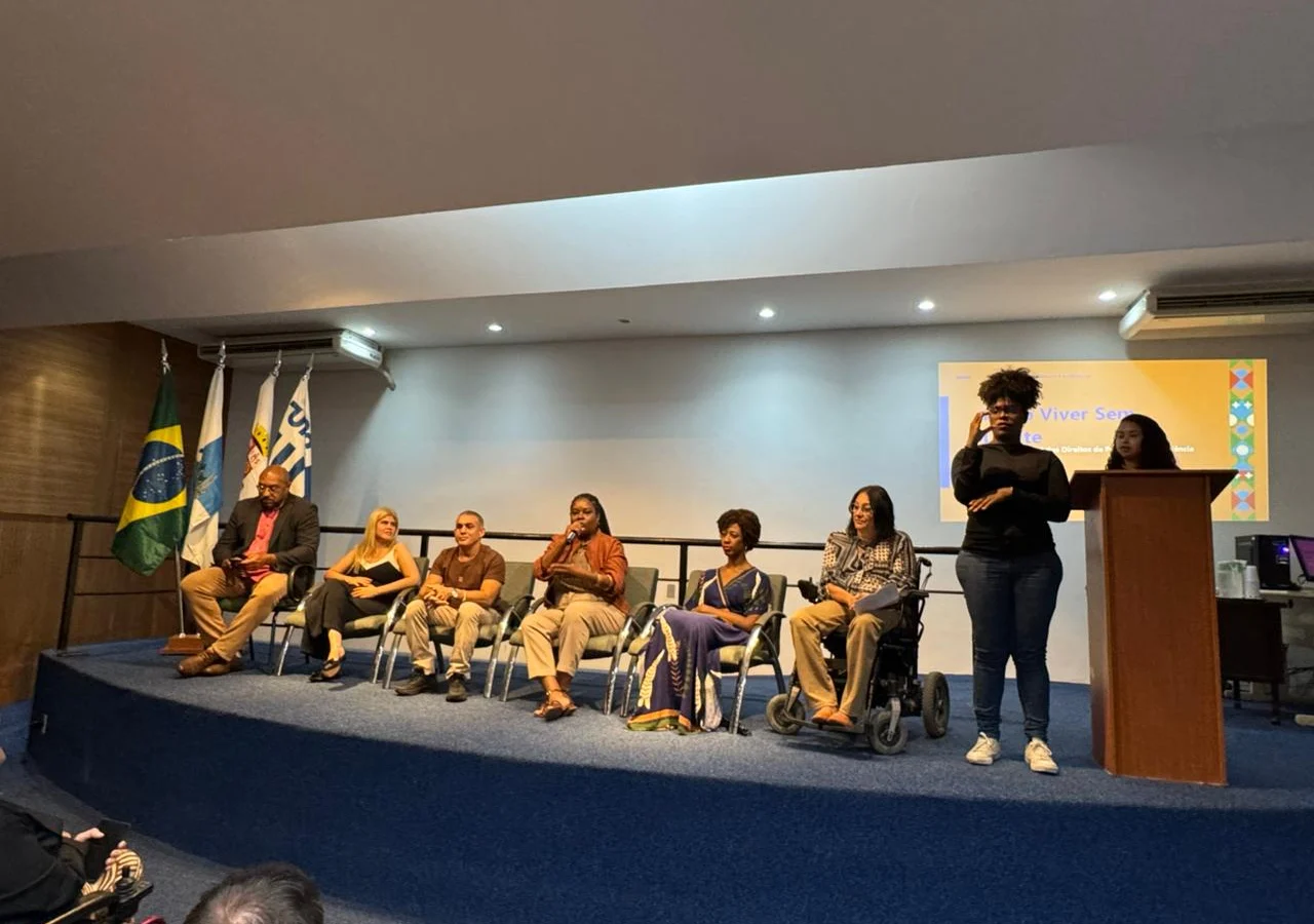 Macaé fortalece ações de acessibilidade em encontro sobre inclusão em Niterói